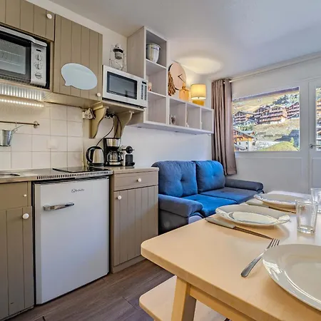 Appartement With Balcony & Slope Access *